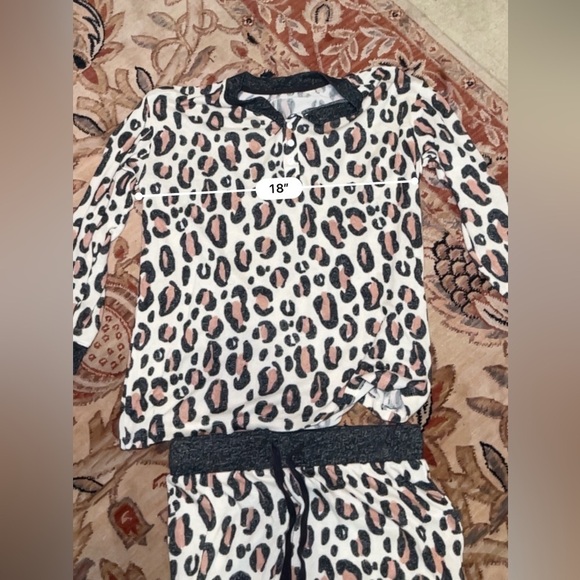 Ultrasoft animal, print long sleeve and long pants, pajamas, set size medium - Picture 6 of 10